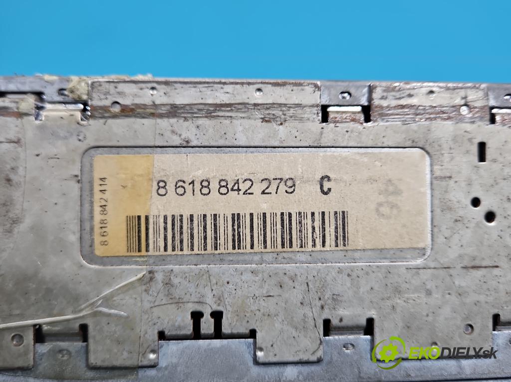 Audi A8 D2 1994-2002 4.2 V8 299KM automatic 220 kW 4172 cm3 4- Radio originál 4D0035192E