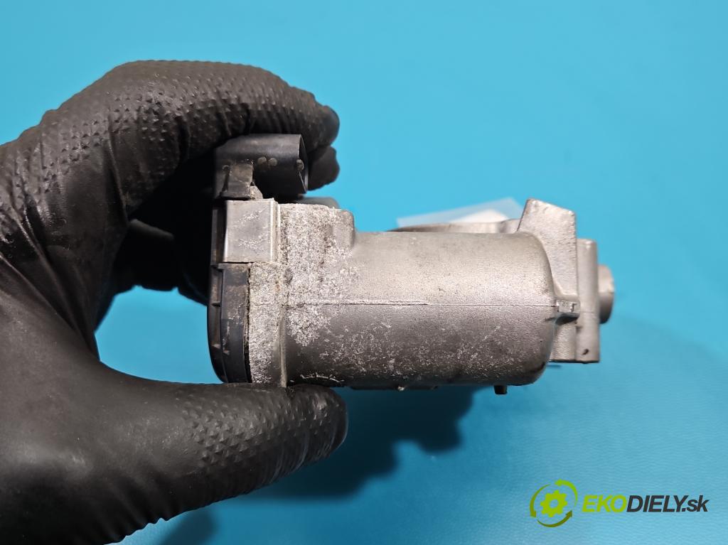 Renault Kadjar 2015-2022 1.3 140 HP automatic 103 kW 1332 cm3 5- klapka A2821410200 (Škrtiaca klapka)