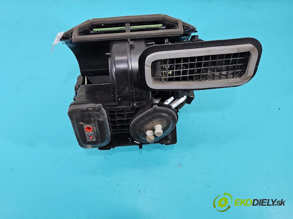 Renault Kadjar 2015-2022 1.3 140 hp automatic 103 kW 1332 cm3 5- radiátor 272702427R (Radiátor topení)