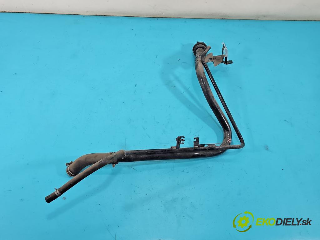 Renault Kadjar 2015-2022 1.3 140 HP automatic 103 kW 1332 cm3 5- Nalievacie hrdlo: palivo 