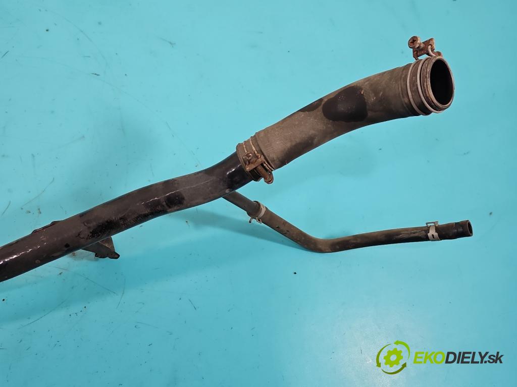 Renault Kadjar 2015-2022 1.3 140 HP automatic 103 kW 1332 cm3 5- Nalievacie hrdlo: palivo