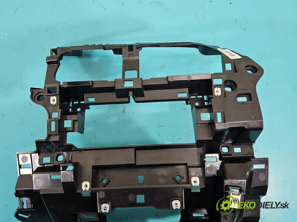 Renault Kadjar 2015-2022 1.3 140 HP automatic 103 kW 1332 cm3 5- Upevnenie: 681322540R