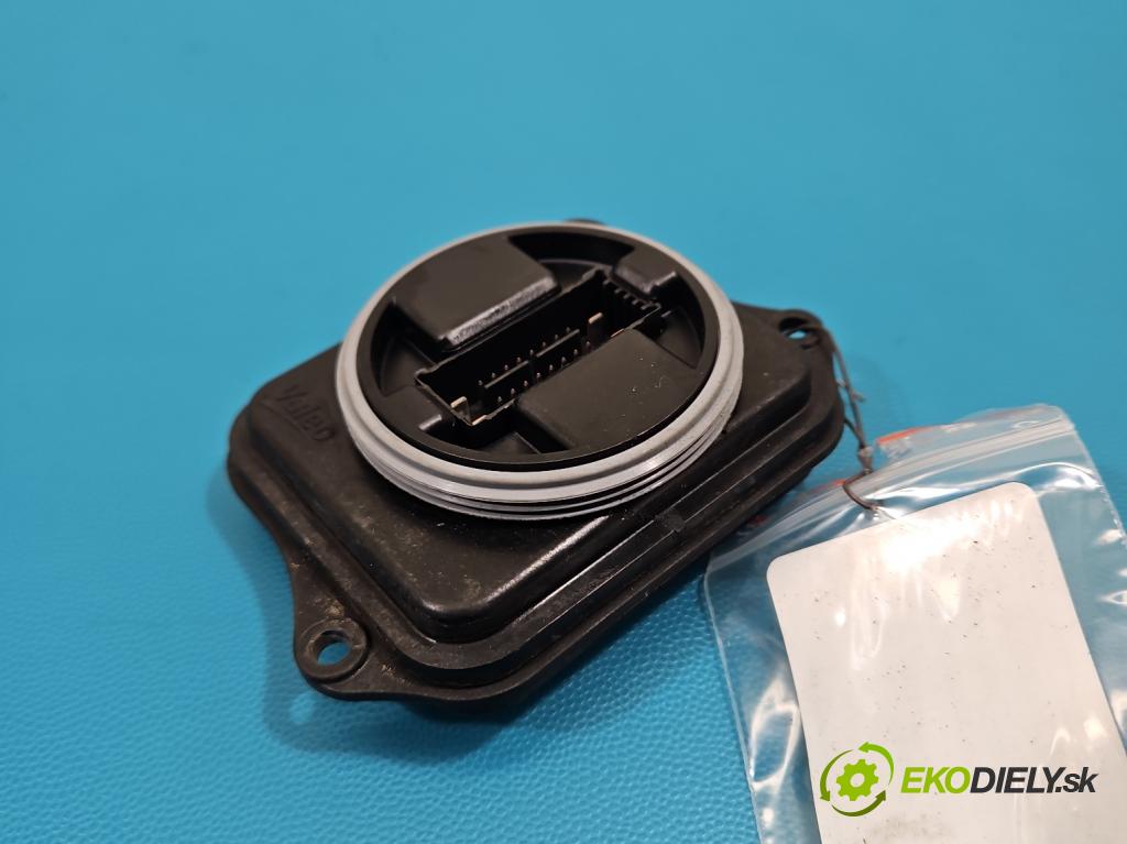 Volvo S60 II 2010-2018 2.0 D4 181KM automatic 133 kW 1969 cm3 4- střídač: xenon 90053126 (Riadiaca jednotka xenónu)