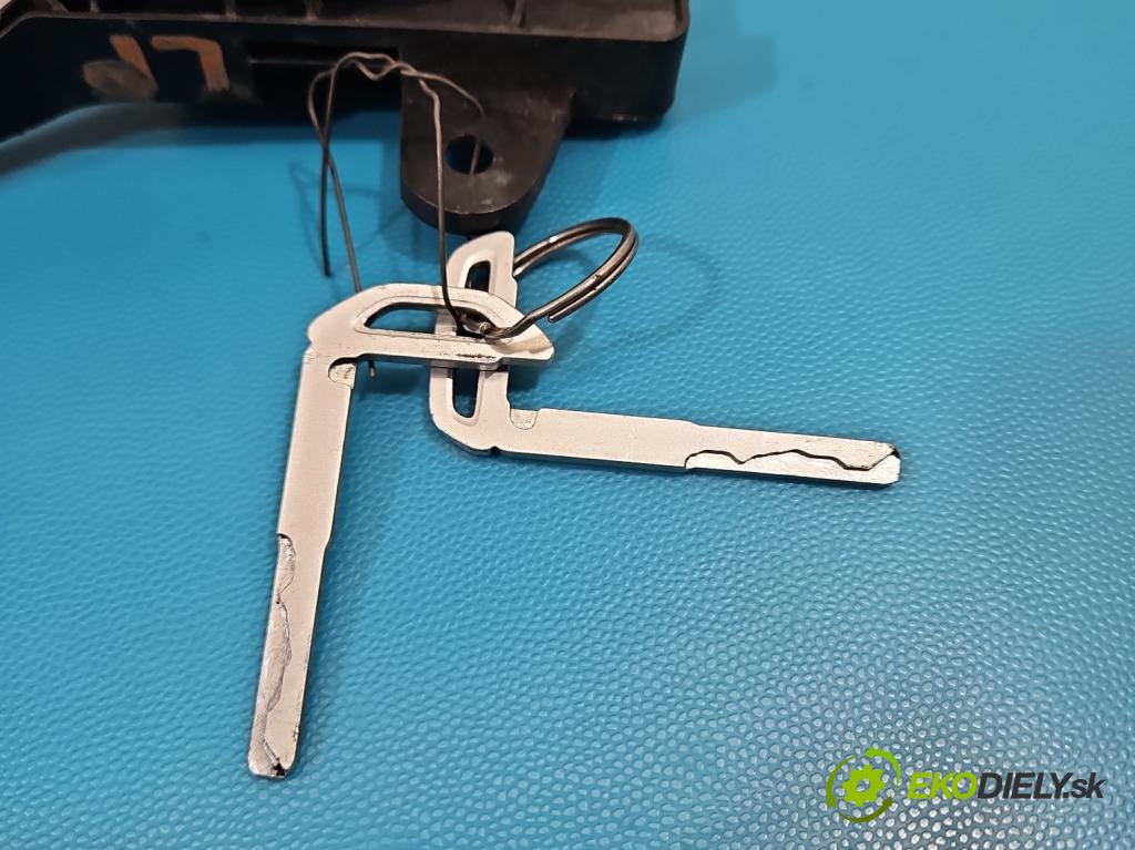 Volvo S60 II 2010-2018 2.0 D4 181KM automatic 133 kW 1969 cm3 4- rukoväť predné ľavé mimo: 31440082 (Kľučka dverí vonkajšia predná ľavá)