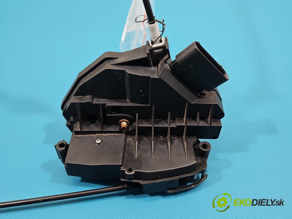 Volvo S60 II 2010-2018 2.0 D4 181KM automatic 133 kW 1969 cm3 4- zámok predné pravý 31301740