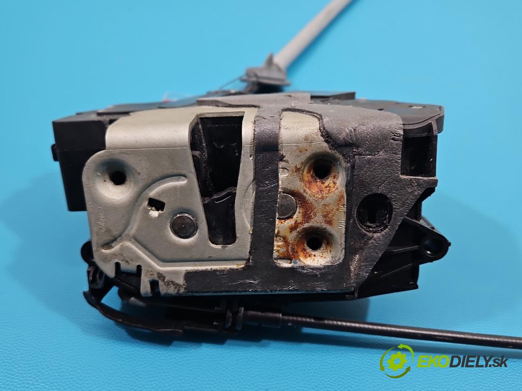 Volvo S60 II 2010-2018 2.0 D4 181KM automatic 133 kW 1969 cm3 4- zámok predné pravý 31301740