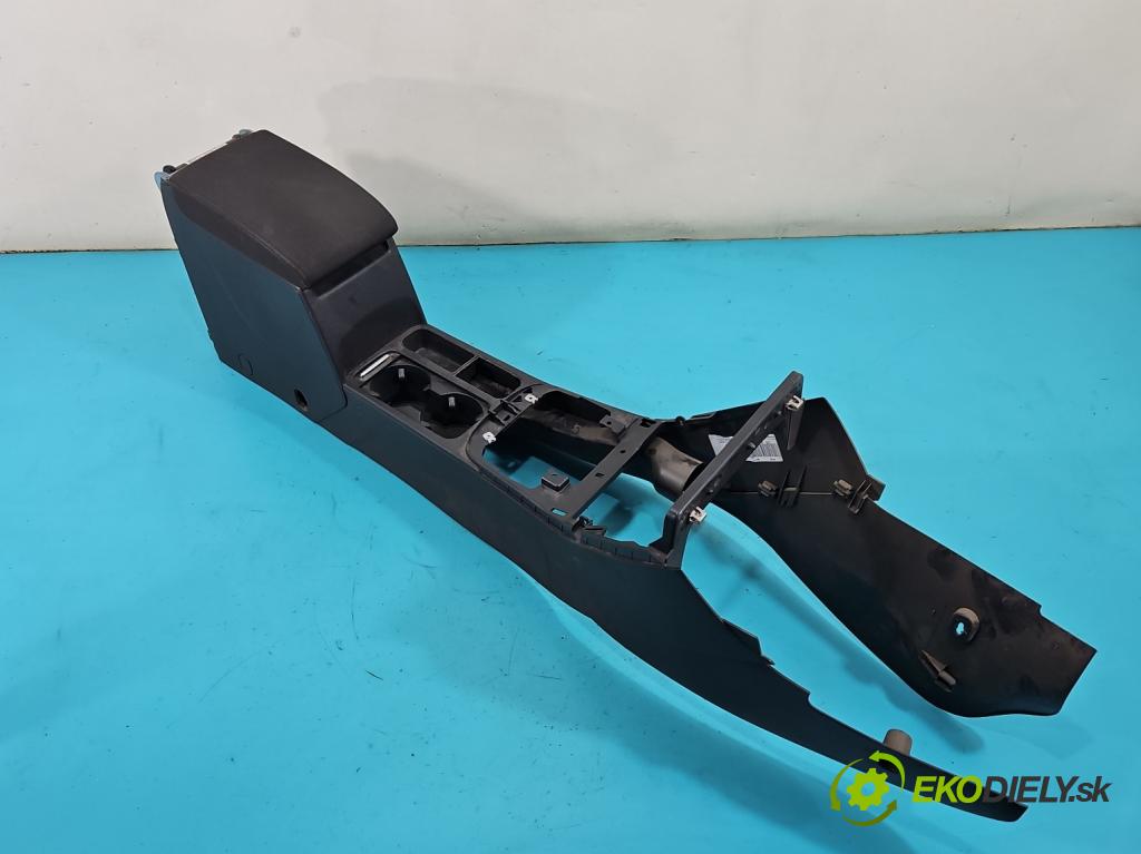 Vw Tiguan I 2007-2016 2.0 TDI 140 HP automatic 103 kW 1968 cm3 5- operadlo 5N0971641 (Lakťová opierka)