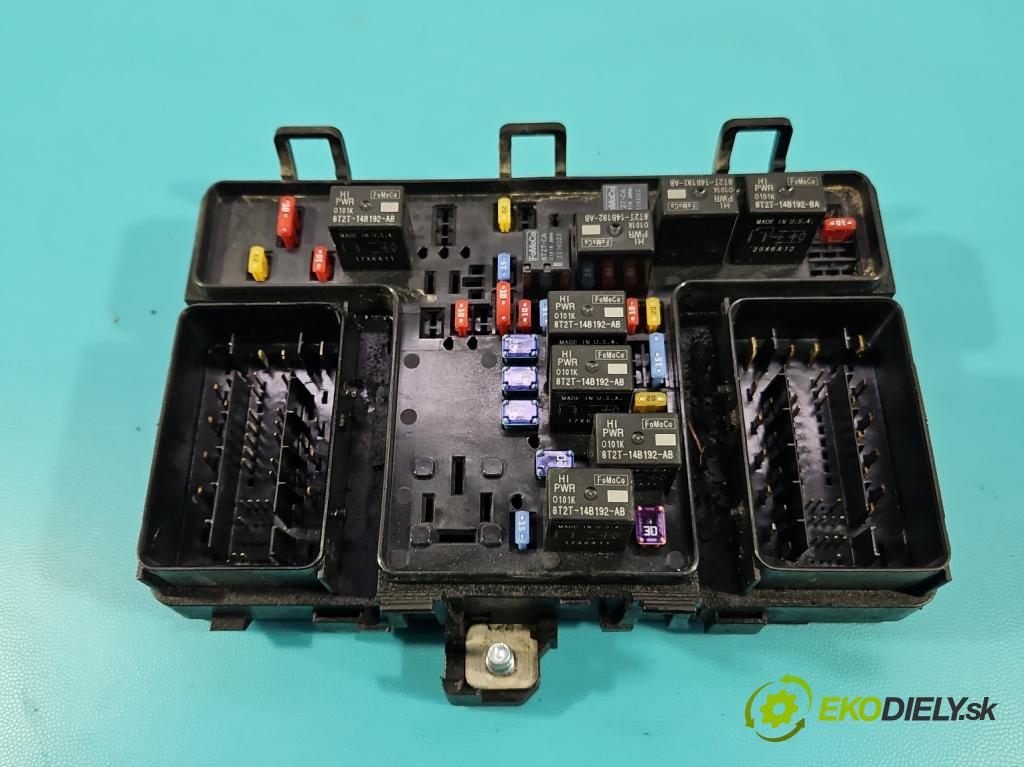 Ford Edge II 2014 - 2021 2.0 ECOBOOST: 245KM automatic 180 kW 1999 cm3 5- skrinka poistka Q2GT14A067BC (Poistková skrinka)