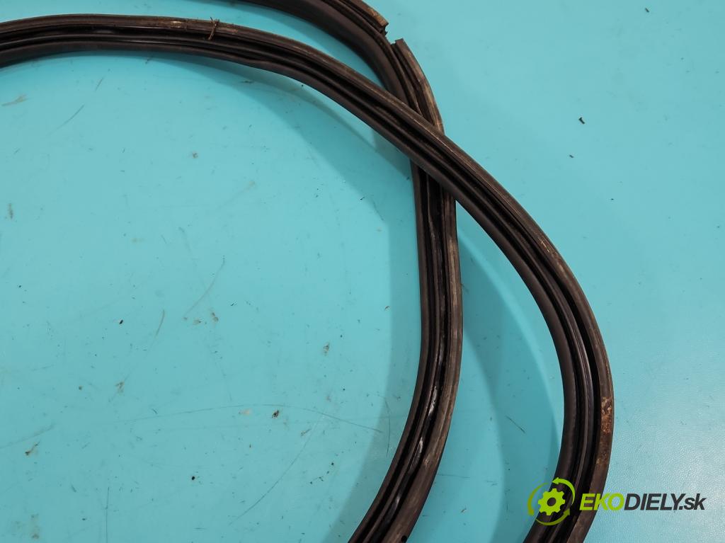 Ford Edge II 2014 - 2021 2.0 ECOBOOST: 245KM automatic 180 kW 1999 cm3 5- Těsnění: kufrových dveří