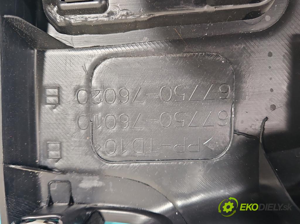Lexus CT 2010-2022 1.8 VVTI 99 HP automatic 73 kW 1798 cm3 5- Čalounictví: kufrové dvere 67750-76010