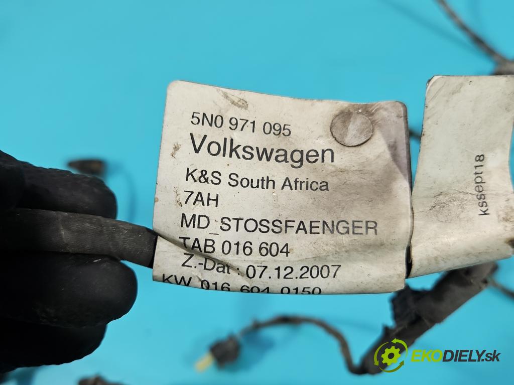 Vw Tiguan I 2007-2016 2.0 TDI 140 hp automatic 103 kW 1968 cm3 5- Balíček: nárazníku přední 5N0971095
