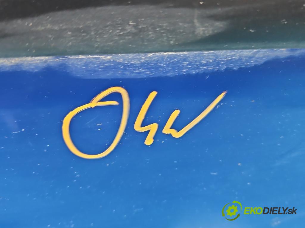 Toyota Corolla E12 2001-2009 1.4 vvti 97KM manual 71 kW 1398 cm3 5- dvere predné pravé (Kľučka dverí ostatné)