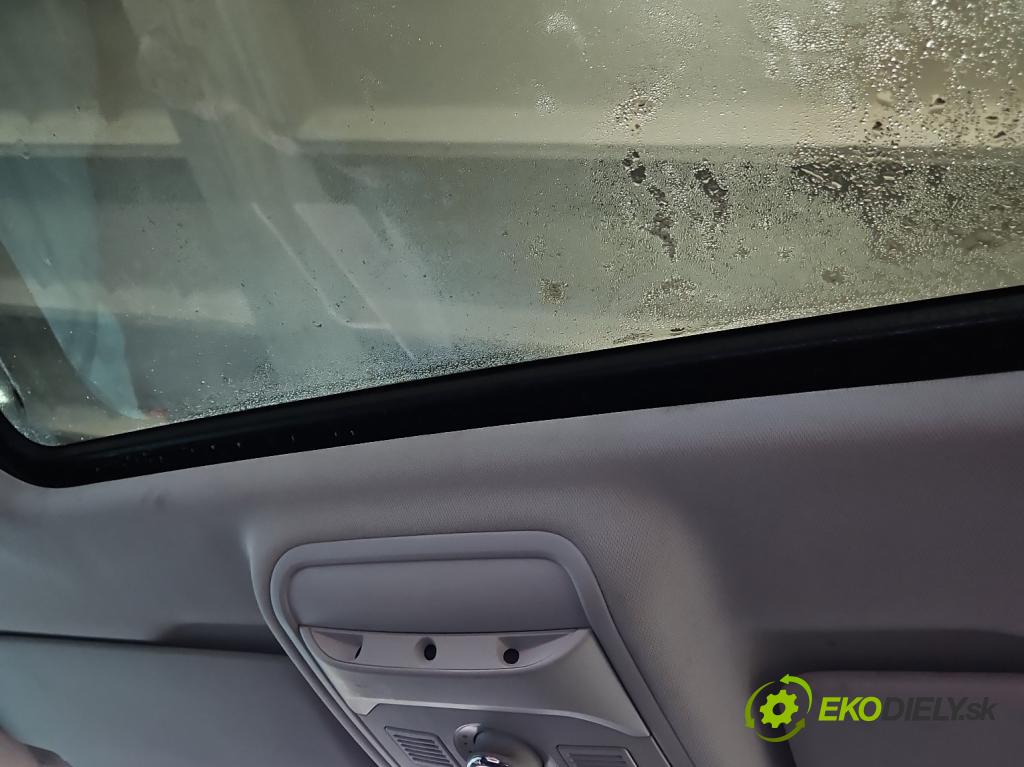 Skoda Octavia III 2013- 1.6 TDI 110 hp manual 81 kW 1598 cm3 5- Střešní okno:  (Sklo karoserie)