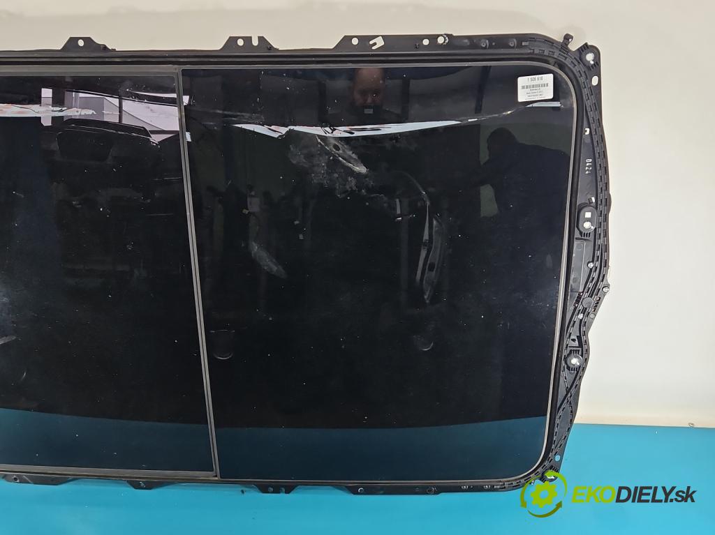 Skoda Octavia III 2013- 1.6 TDI 110 hp manual 81 kW 1598 cm3 5- Střešní okno:  (Sklo karoserie)