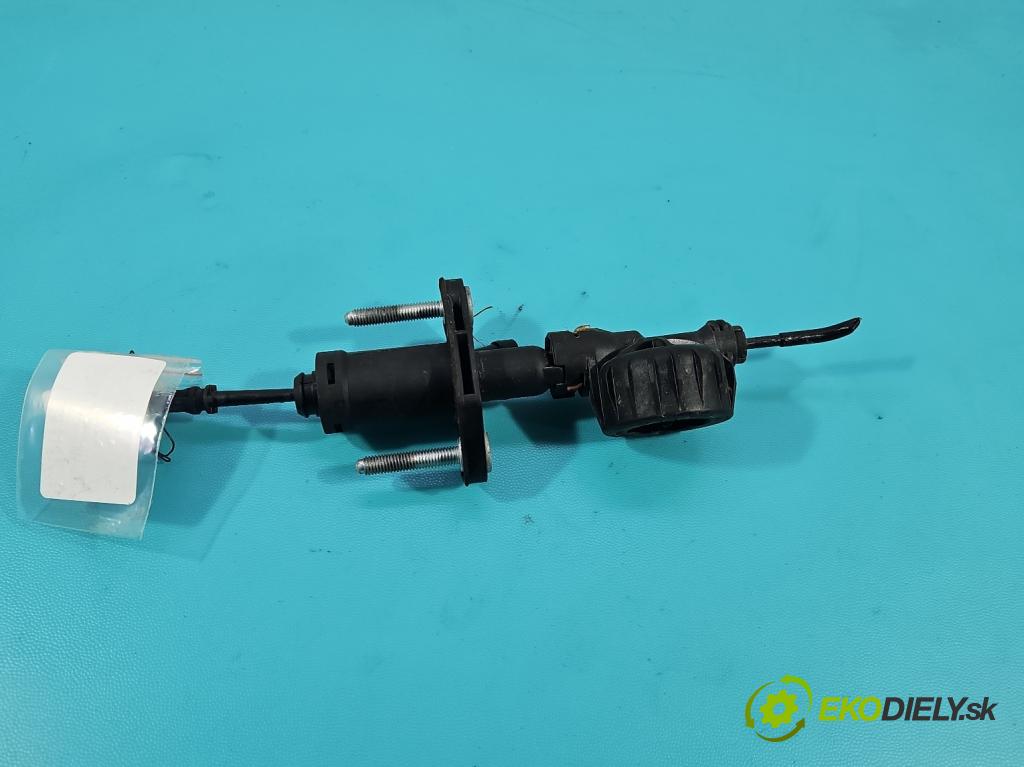 Opel Astra IV 2009-2015 1.4 16V 101 hp manual 74 kW 1398 cm3 5- čerpadlo spojková 55561915