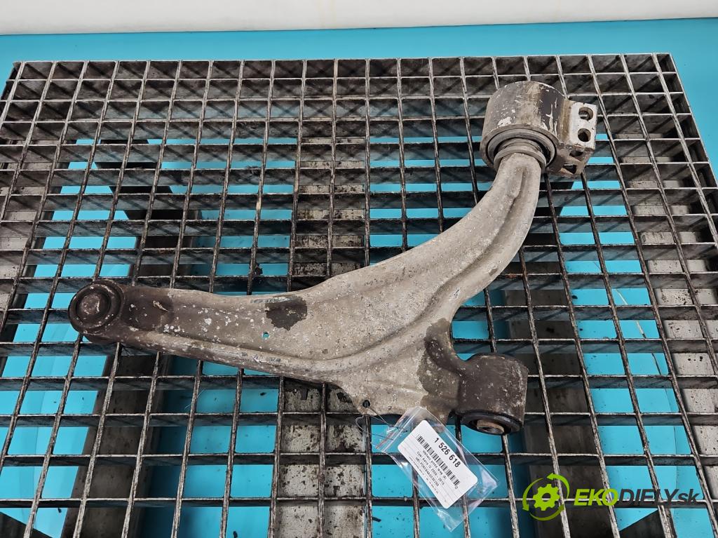 Opel Astra IV 2009-2015 1.4 16V 101 hp manual 74 kW 1398 cm3 5- přední levý  (Klika dveří ostatní)