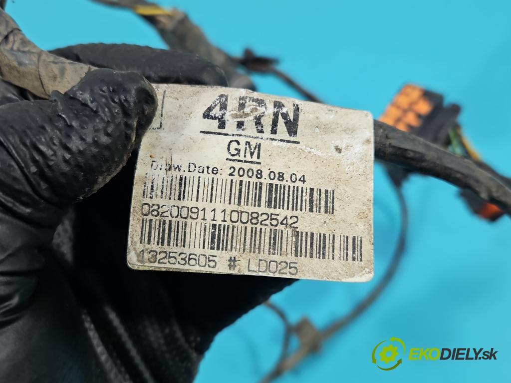Opel Astra IV 2009-2015 1.4 16V 101 hp manual 74 kW 1398 cm3 5- snímač parkování 13253605