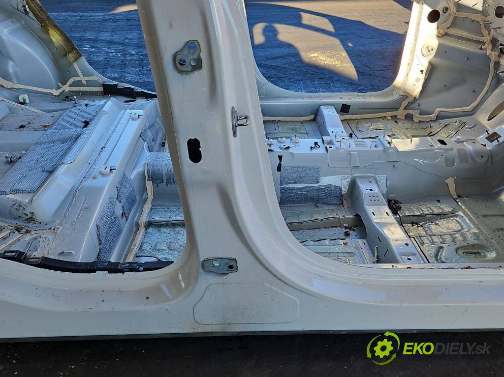 Ford Edge II 2014 - 2021 2.0 ECOBOOST: 245KM automatic 180 kW 1999 cm3 5- práh pravý  (Karoserie ostatní)