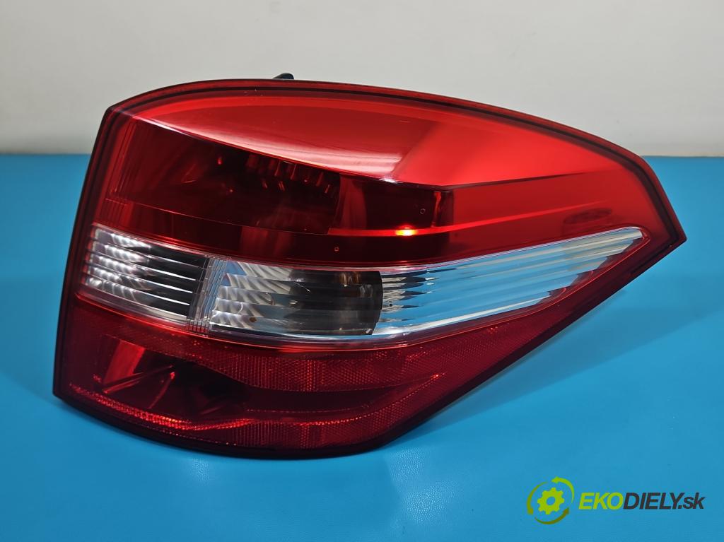 Renault Laguna III 2007-2015 2.0 16V 140 HP manual 103 kW 1997 cm3 5- svetlo / reflektor zadné pravé  (Kľučka dverí ostatné)