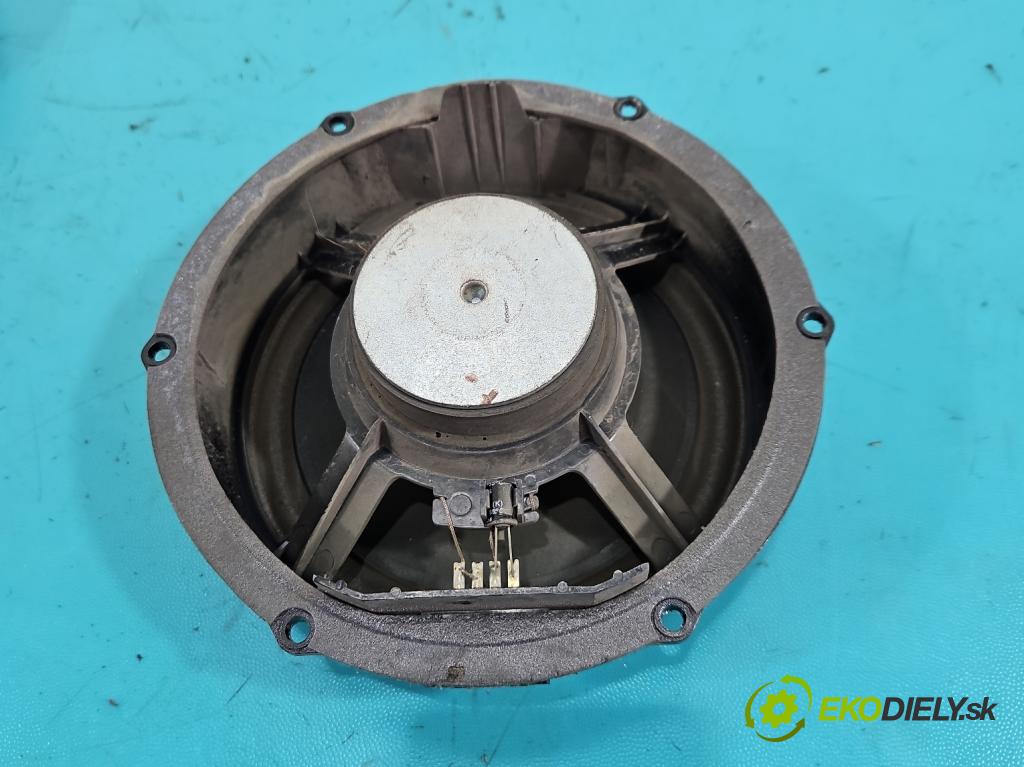 Vw Tiguan I 2007-2016 2.0 TDI 140 HP automatic 103 kW 1968 cm3 5- reproduktory komplet 5N0035411