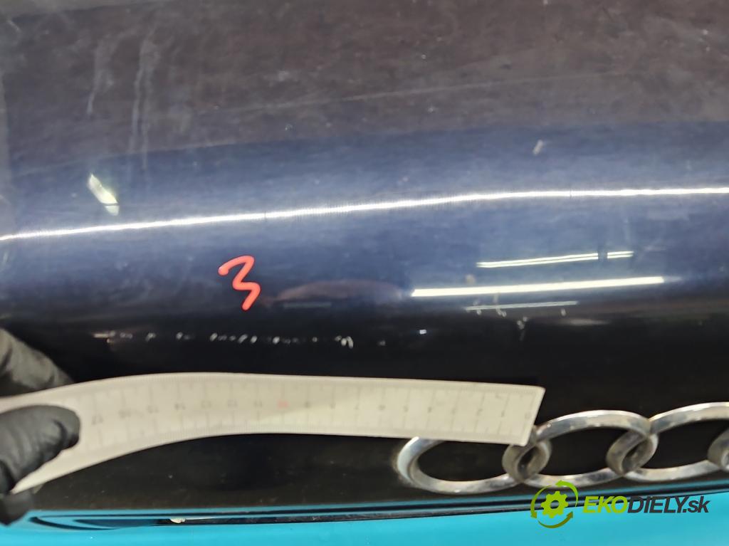 Audi A8 D2 1994-2002 4.2 V8 299KM automatic 220 kW 4172 cm3 4- zadní kufrové dveře  (Zadní kapota (kufr))