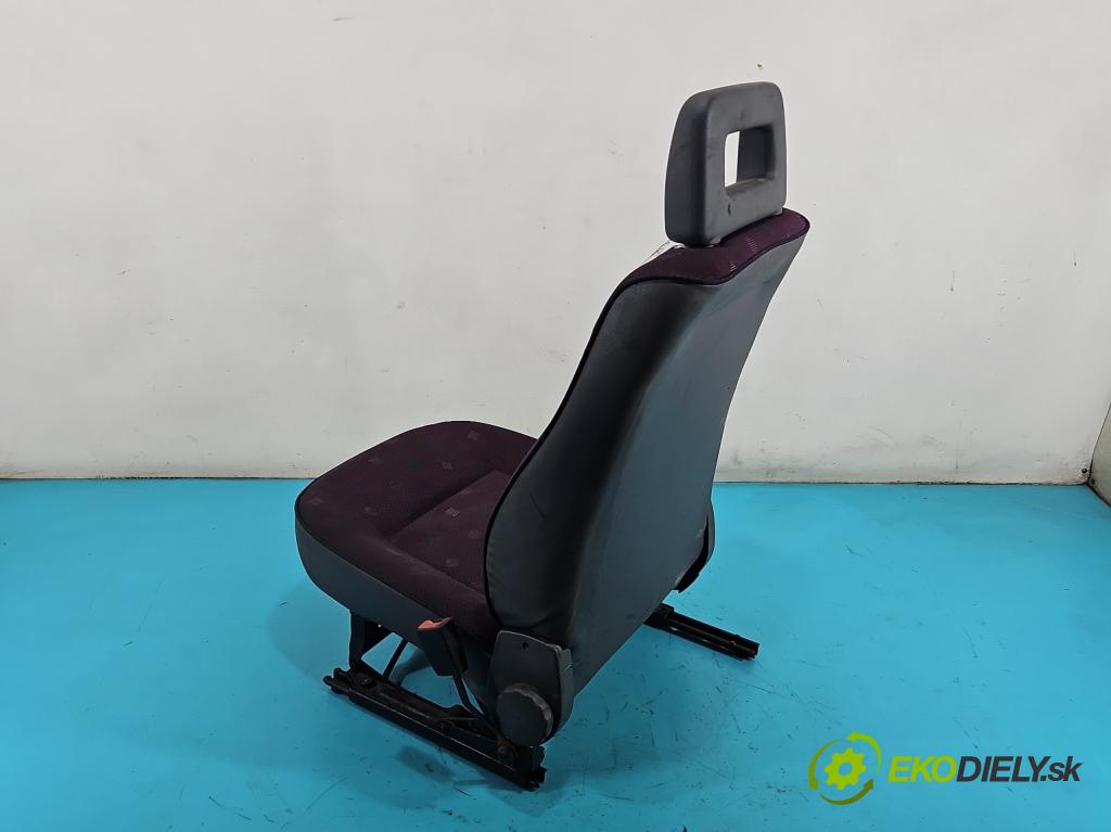 Fiat Seicento 1.1 JEDEN: 54 HP manual 40 kW 1108 cm3 3- Sedačka pravý  (Sedadlo)