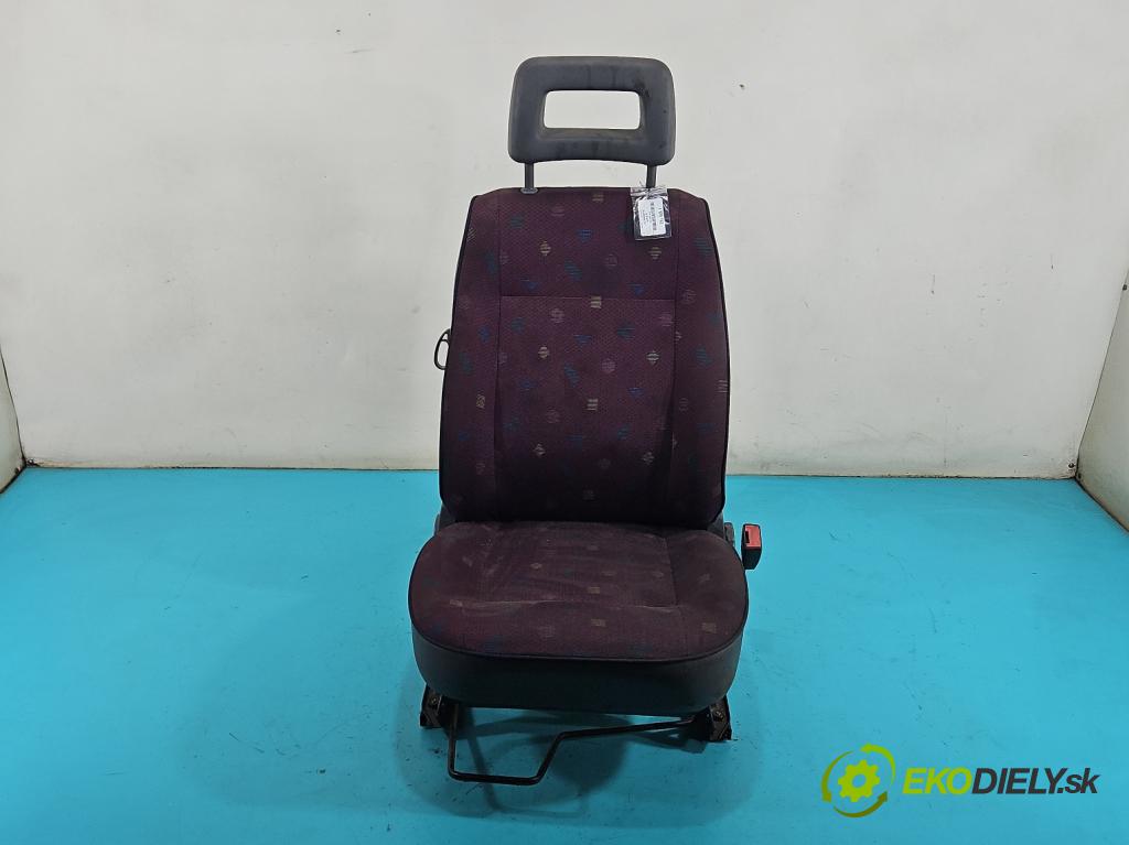 Fiat Seicento 1.1 JEDEN: 54 HP manual 40 kW 1108 cm3 3- Sedačka pravý  (Sedadlo)