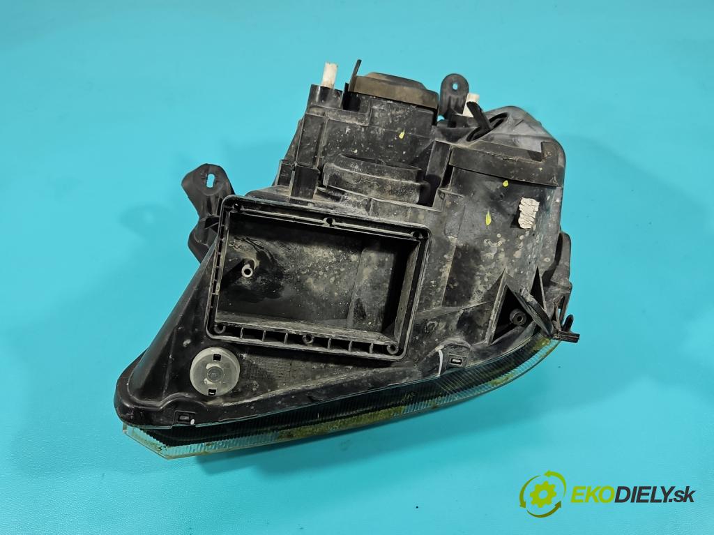 Opel Meriva A 2002-2010 1.6 16V 101 HP manual 74 kW 1598 cm3 5- Reflektor: pravý 93321053 (Svetlo predné pravé)