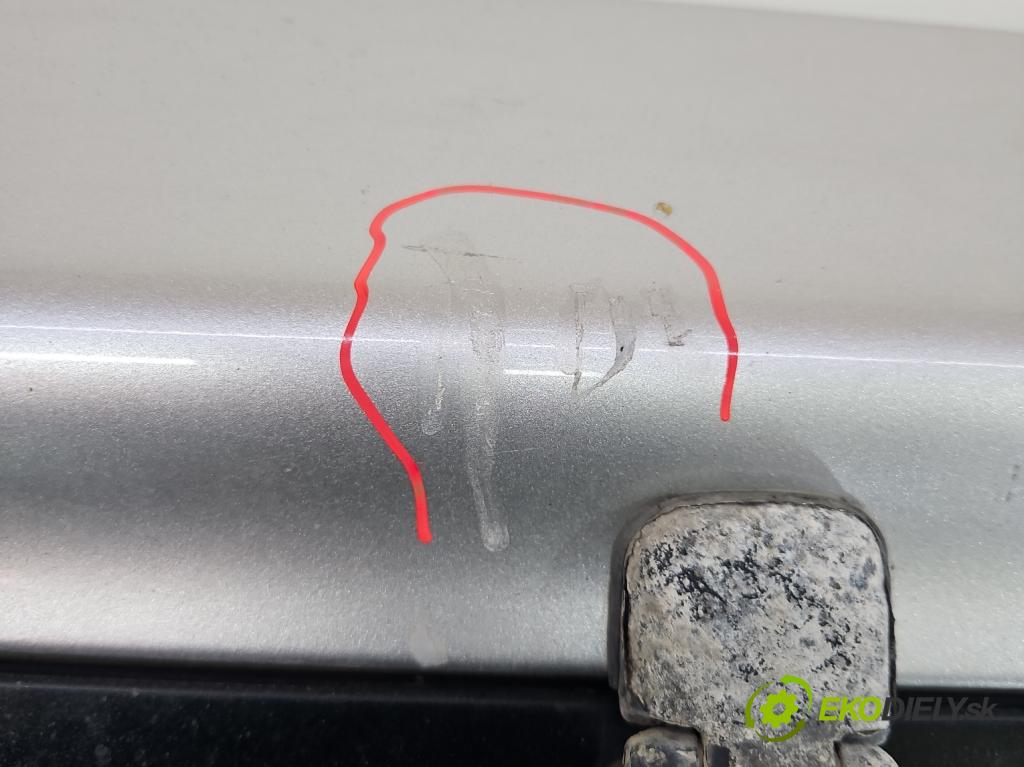 Renault Espace III 1997-2003 2.0 16v 140 hp manual 103 kW 1998 cm3 5- zadní kufrové dveře  (Zadní kapota (kufr))