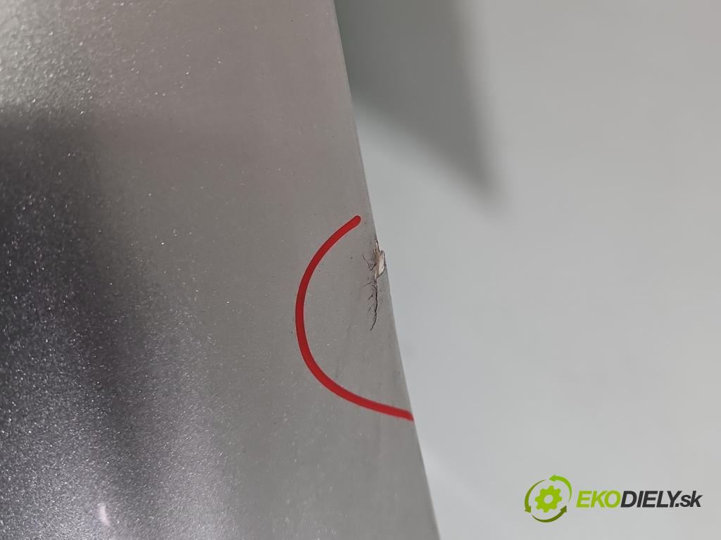 Renault Espace III 1997-2003 2.0 16v 140 hp manual 103 kW 1998 cm3 5- zadní kufrové dveře  (Zadní kapota (kufr))