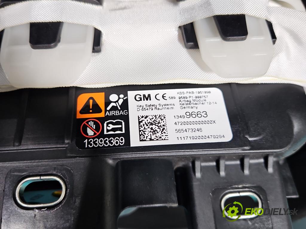 Opel Astra V  2015-2022 1.6 CDTI 110 hp manual 81 kW 1598 cm3 5- kokpit,přistrojova deska