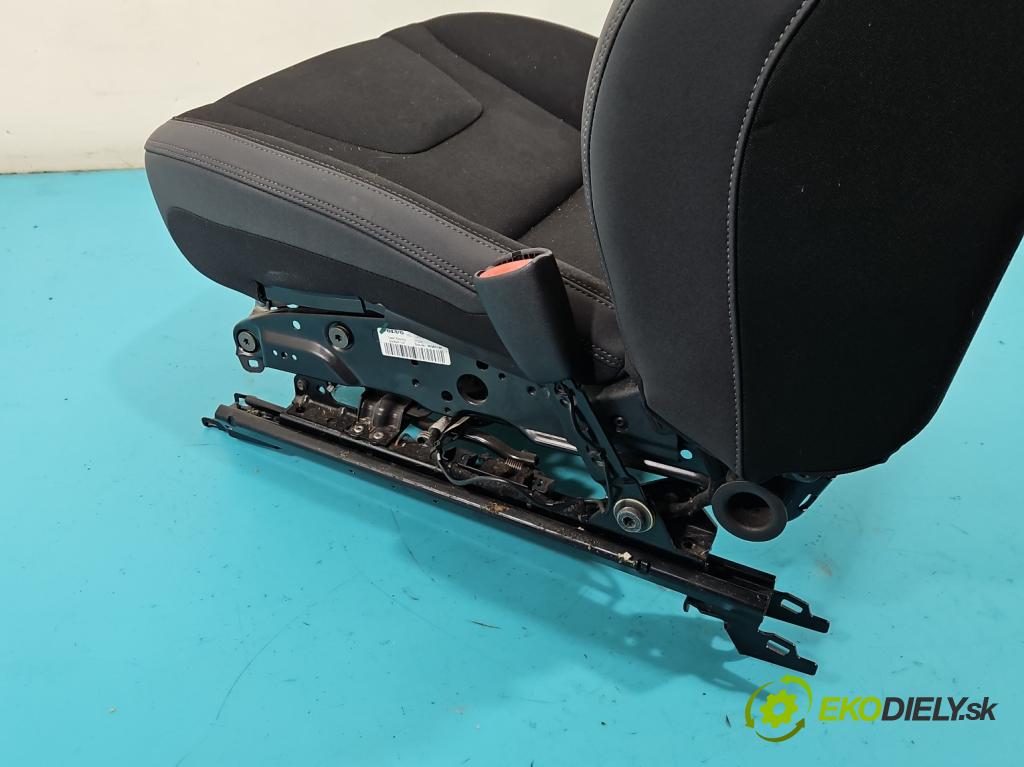 Volvo S60 II 2010-2018 2.0 D4 181KM automatic 133 kW 1969 cm3 4- Sedadlo pravý 31379421 (Sedadlo)