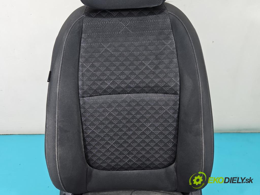 Kia Rio IV 2016-2023 1.2 16V 84KM manual 61.8 kW 1197 cm3 5- Sedačka pravý  (Sedadlo)