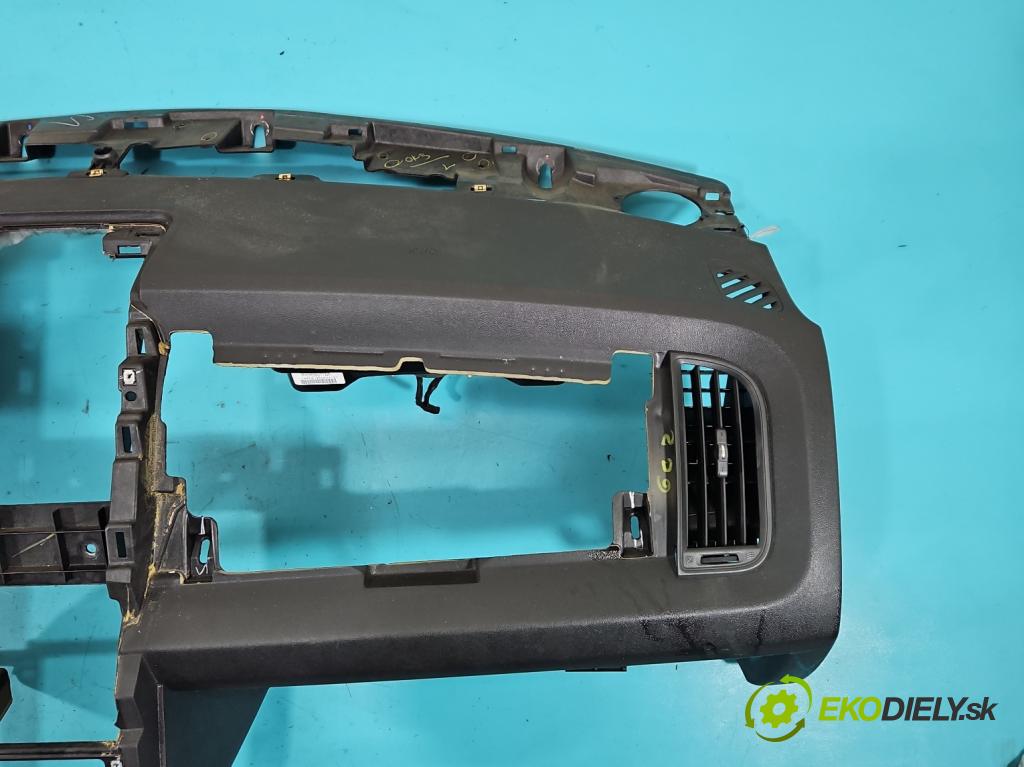 Dodge Journey 2.0 CRD 140 hp automatic 103 kW 1968 cm3 5- kokpit,přistrojova deska