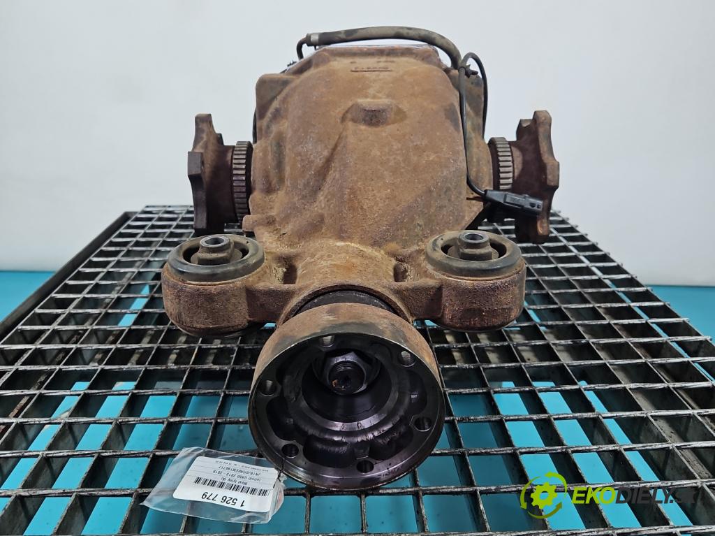 Infiniti QX50 2013-2015 3.7 V6 320KM automatic 235 kW 3696 cm3 5- Most: zadní: