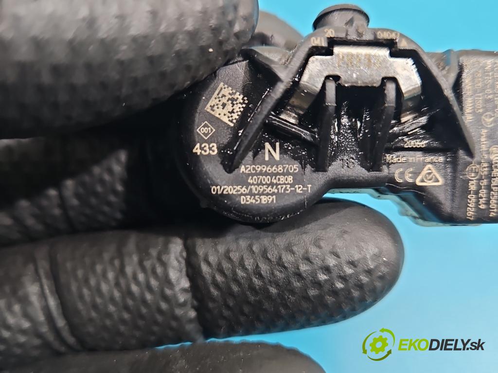 Renault Kadjar 2015-2022 1.3 140 HP automatic 103 kW 1332 cm3 5- snímač tlak: pneumatika A2C99668705 (Snímač tlaku v pneumatike)