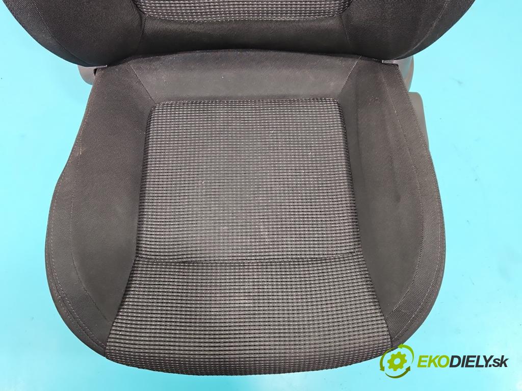 Peugeot 5008 I 2009-2017 2.0 HDI 150 HP manual 110 kW 1997 cm3 5- Sedačka ľavý  (Sedadlo)