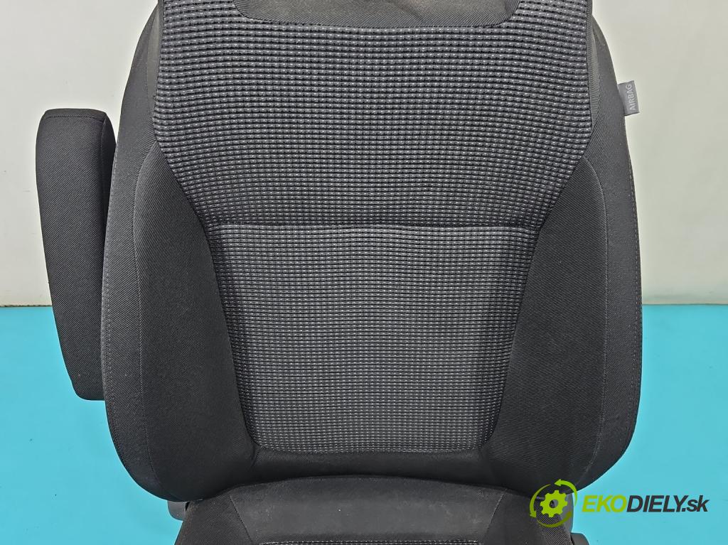 Peugeot 5008 I 2009-2017 2.0 HDI 150 HP manual 110 kW 1997 cm3 5- Sedačka ľavý  (Sedadlo)