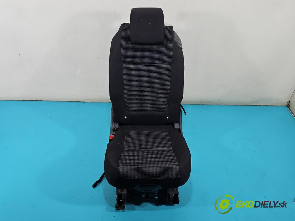 Peugeot 5008 I 2009-2017 2.0 HDI 150 hp manual 110 kW 1997 cm3 5- Sedadlo zadní levý II 