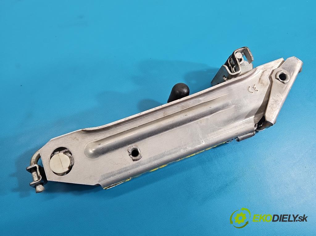 Skoda Octavia II 2004-2013 2.0 TDI 170 HP manual 125 kW 1968 cm3 5- mechanizmus okna automobilovy 1Z0012115