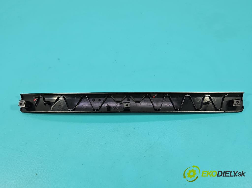 Skoda Octavia II 2004-2013 2.0 TDI 170 HP manual 125 kW 1968 cm3 5- lišta ozdobná vnitŕní: 1Z1858417