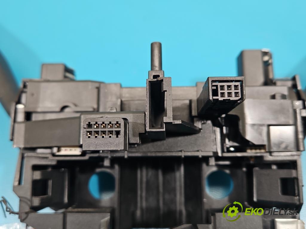 Skoda Octavia II 2004-2013 2.0 TDI 170 HP manual 125 kW 1968 cm3 5- prepínač komplex: 1K0953519J (Prepínacie páčky pod volantom)