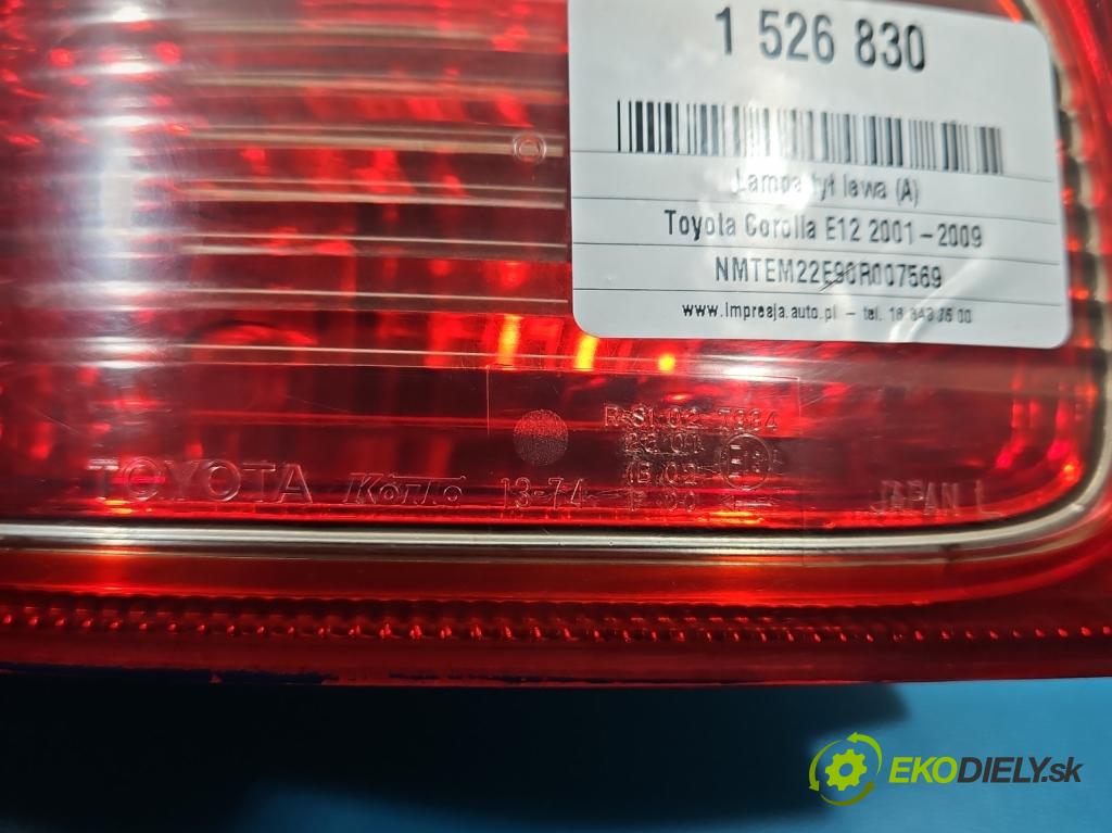Toyota Corolla E12 2001-2009 1.4 vvti 97KM manual 71 kW 1398 cm3 5- světlo zadní levé  (Klika dveří ostatní)