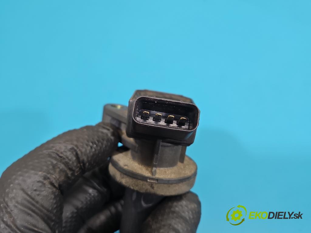 Toyota Corolla E12 2001-2009 1.4 vvti 97KM manual 71 kW 1398 cm3 5- cievka zapaľovacia 90080-19019 (Zapaľovacia cievka)