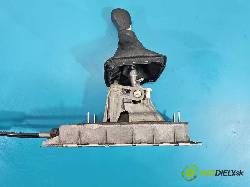 Skoda Octavia II 2004-2013 2.0 TDI 170 HP manual 125 kW 1968 cm3 5- Páka: Změny: stupeň,rýchlosť 1K0711049CK (Rýchlostná páka (kulisa))