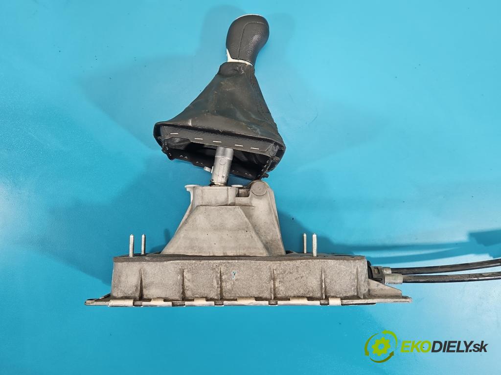 Skoda Octavia II 2004-2013 2.0 TDI 170 HP manual 125 kW 1968 cm3 5- Páka: Změny: stupeň,rýchlosť 1K0711049CK (Rýchlostná páka (kulisa))