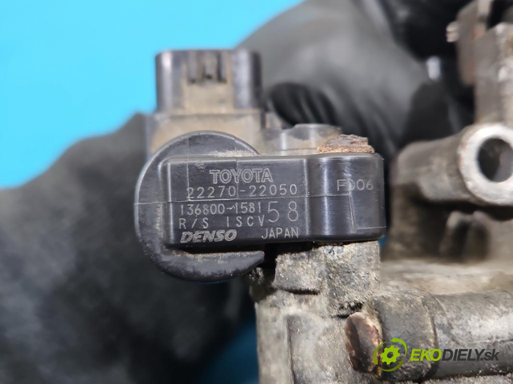 Toyota Corolla E12 2001-2009 1.4 vvti 97KM manual 71 kW 1398 cm3 5- klapka 22210-0D090 (Škrtiaca klapka)