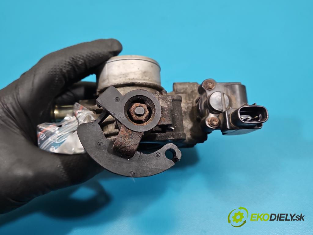 Toyota Corolla E12 2001-2009 1.4 vvti 97KM manual 71 kW 1398 cm3 5- klapka 22210-0D090 (Škrtiaca klapka)