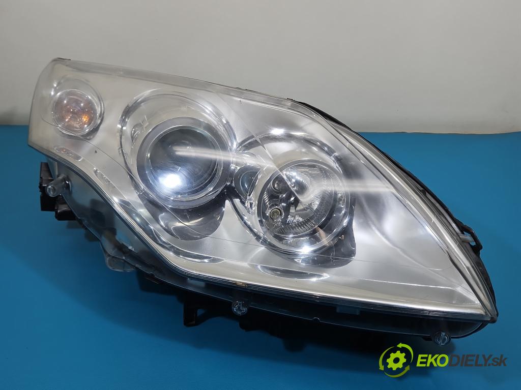 Renault Laguna III 2007-2015 2.0 16V 140 HP manual 103 kW 1997 cm3 5- Reflektor: pravý 260100038R (Svetlo predné pravé)