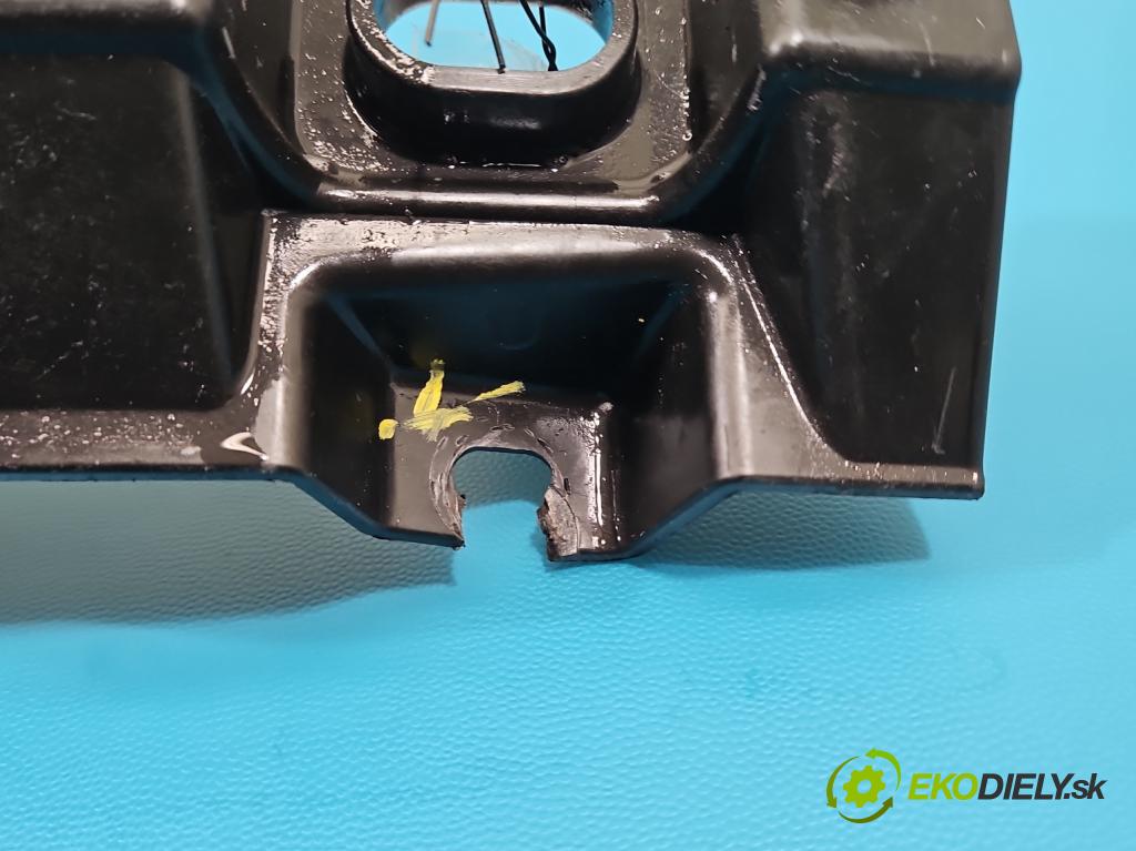 Renault Laguna III 2007-2015 2.0 16V 140 HP manual 103 kW 1997 cm3 5- lišta pod svetlami 622229361R